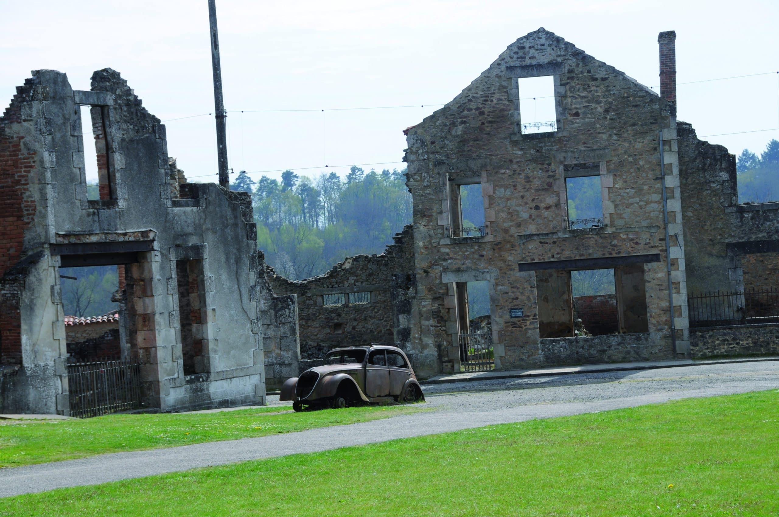 Oradour-sur-Glane Oradour-sur-Glane