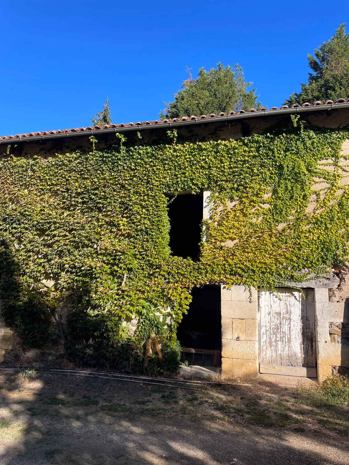 Grange Les Isles